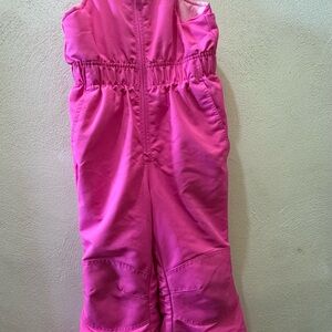 SwissTech Girls Snow Bib Pants XS (4–5) Pink Adjustable Straps Pockets